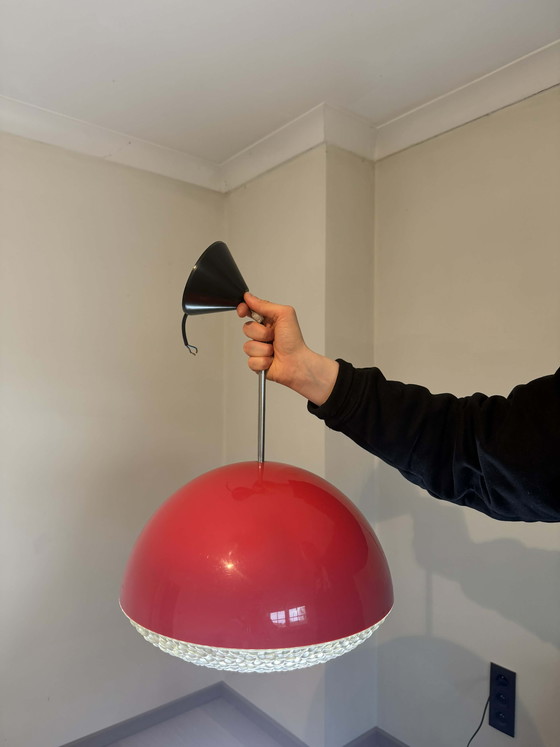 Image 1 of Suspension vintage design rouge style OVNI de l'ère spatiale