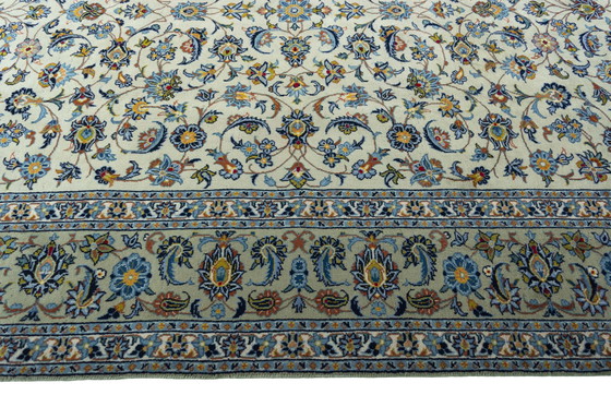 Image 1 of Tappeto orientale Kashan Cork firmato, annodato a mano - 310 x 225 cm - Verde pistacchio