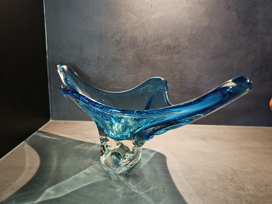 Image 1 of Coupe en turquoise du Val Saint Lambert.