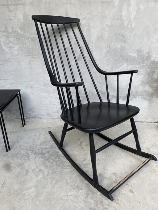 Lena Larson nesto zwarte schommelstoel