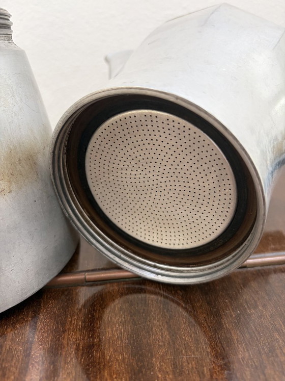 Grote vintage Italiaanse aluminium percolator – Keukenaccessoires, Kunststof (photo 8 of 10)