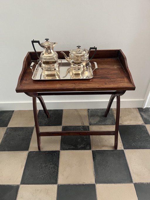 Wunderschönes Vintage-Butlertablett