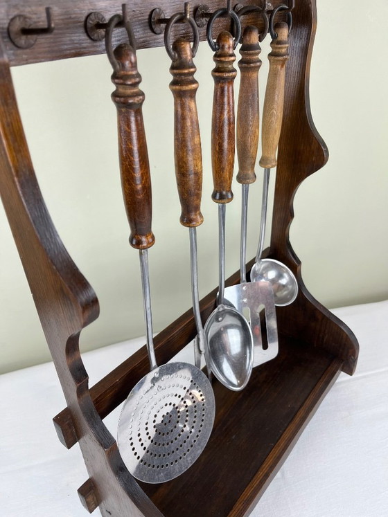 Mensola da cucina in legno antica con utensili – Accessori da cucina, Ferro, Metallo (photo 3 of 10)