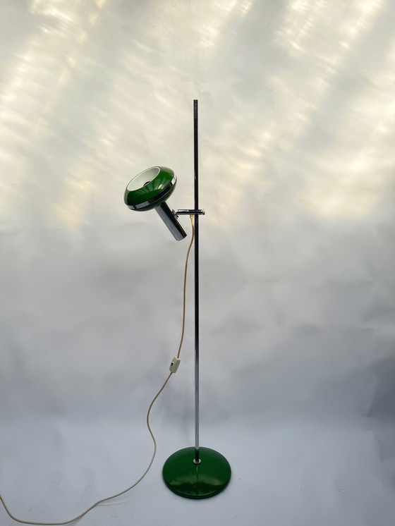 Image 1 of Vintage groene chromen vloerlamp uit de jaren 70 | Space Age | Mid-century modern | Hustadt-stijl