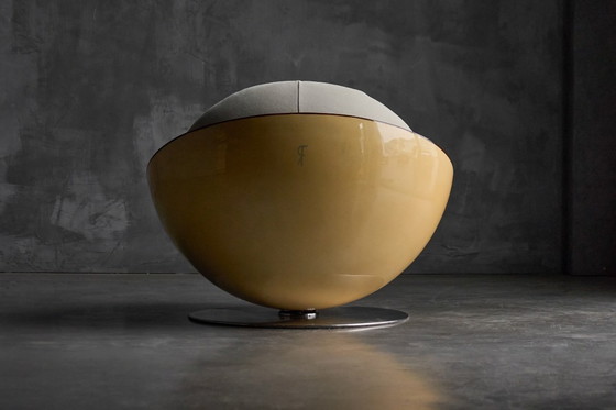 Image 1 of Sillones Esfera de Ricardo Fasanello, Brasil, finales de la década de 1960