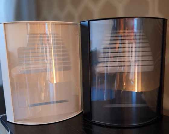 Unieke Italiaanse Designset Kundalini Mirage hologram-lampen (Slechts 35 sets wereldwijd)! – Tafellampen (photo 5 of 6)