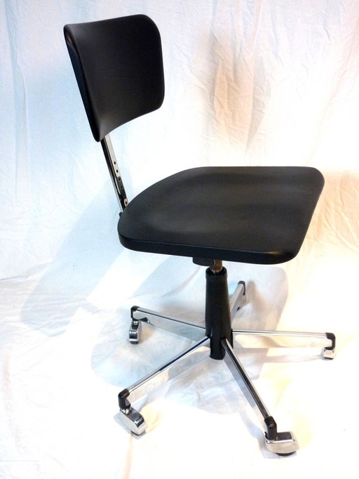 2x Chaise d'atelier  en bois office chair