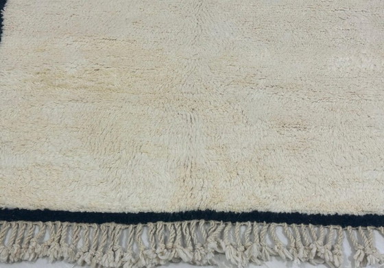 Natural Wool Moroccan Berber Carpet 220cmx270cm – Rugs & carpets (photo 3 of 7)