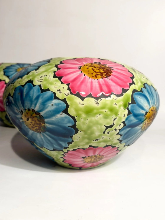 Pair of Hand-Painted Ceramic Vases with 60s Flower Power Floral Motifs (photo 3 of 17)