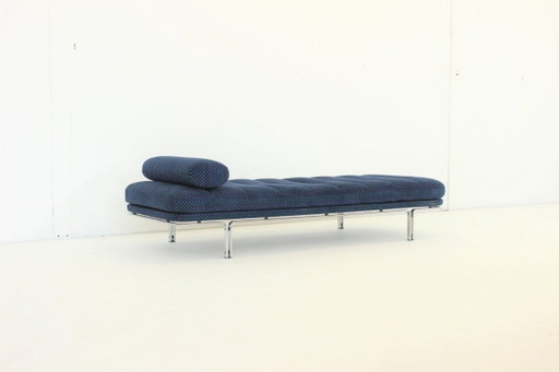 Kill International Daybed Horst Brüning Liege Modell: 6915 Couch Sofa