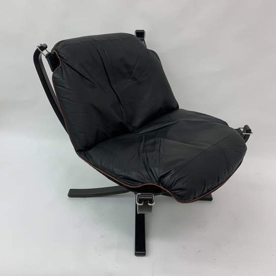 Image 1 of Falcon lederen loungestoel van Sigurd Ressel voor Vatne Møbler, jaren 70