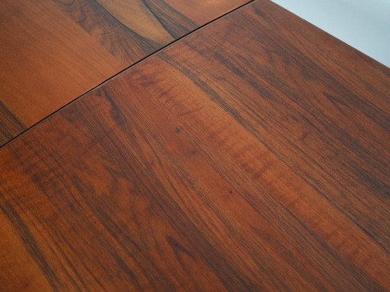 Image 1 of Nussbaumtisch, dänisches Design, 1970er Jahre, hergestellt in Dänemark