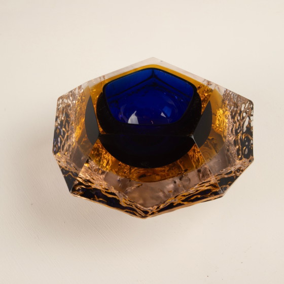Cendrier sculptural en verre submergé par Gianfranco Mandruzzato Murano 1970 – Accessoires de table, Modern (photo 16 of 22)