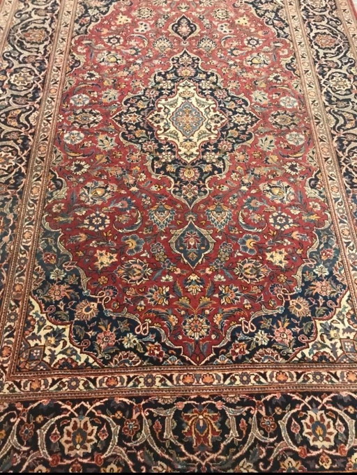 Tappeto orientale vintage annodato a mano