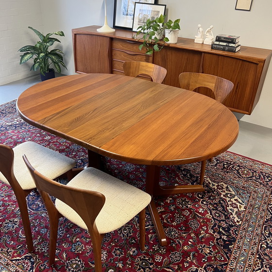 Image 1 of Vintage tafel •Niels Bach• + 4 stoelen •Niels Koefoed•
