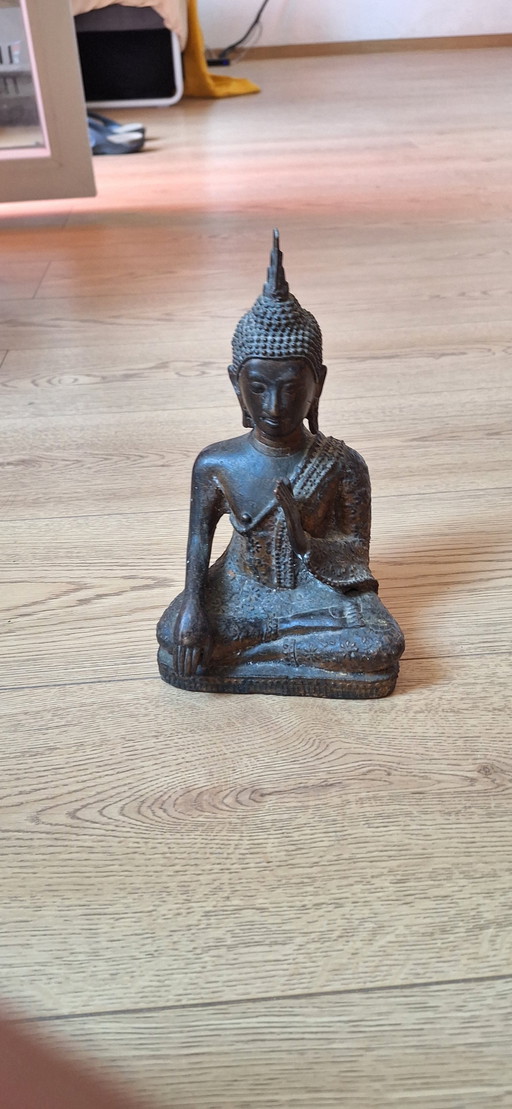 Asiatische Bronzestatue