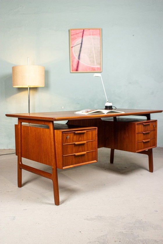 Image 1 of Vintage teakhouten secretair bureau, ladekast, Deens Riis Antonsen