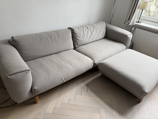 Sofá de 3 plazas con otomana MUUTO REST