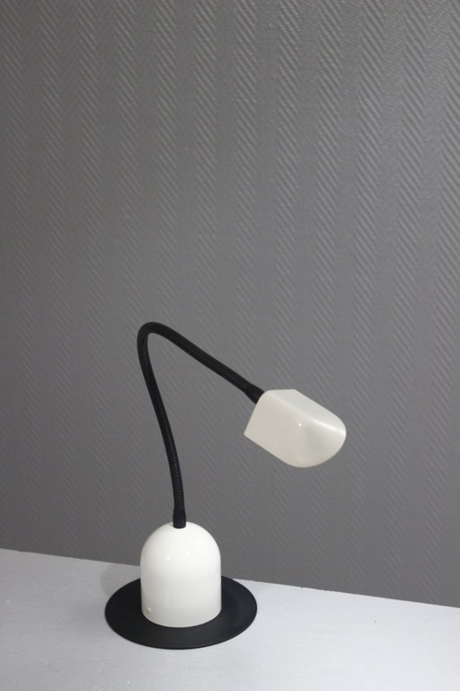 Lampada da scrivania alogena dal design postmoderno, stile Memphis, anni '80