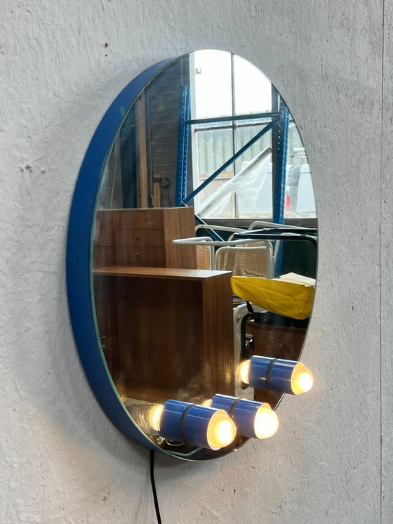 Image 1 of Specchio vintage, metallo blu, con illuminazione. Italia anni '90