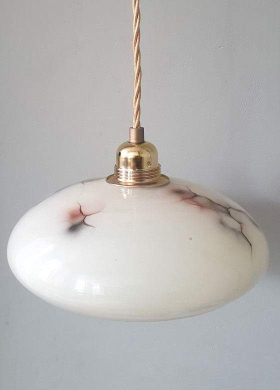 Vintage gemarmerder hanglamp - opaline glas - Art Deco – Hanglampen, Metal (photo 8 of 16)