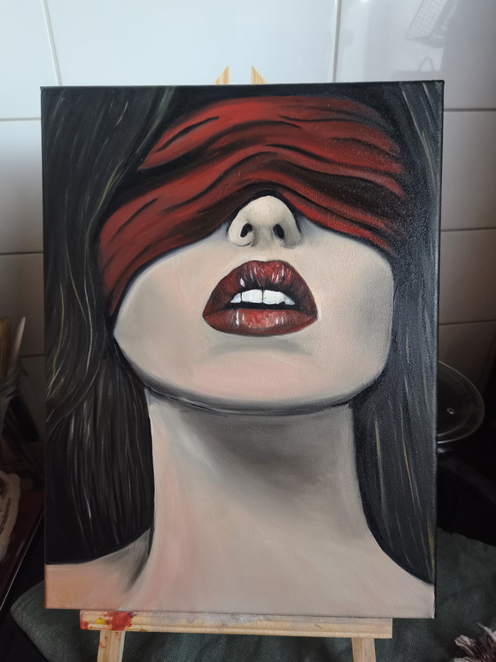 Image 1 of 50 shades