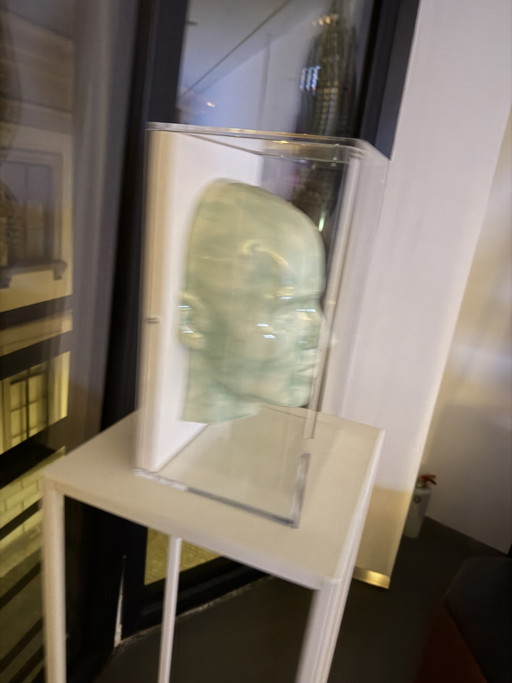 Opera di Guido van Ophoven – beeldhouwkunst, Ceramic, Plexiglass