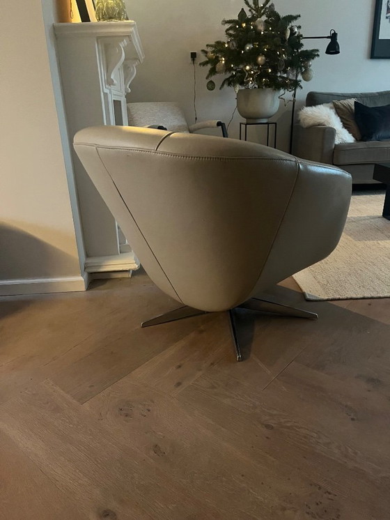 Image 1 of Drehsessel aus Leder von Framati