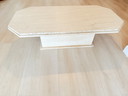 Table basse en travertin
