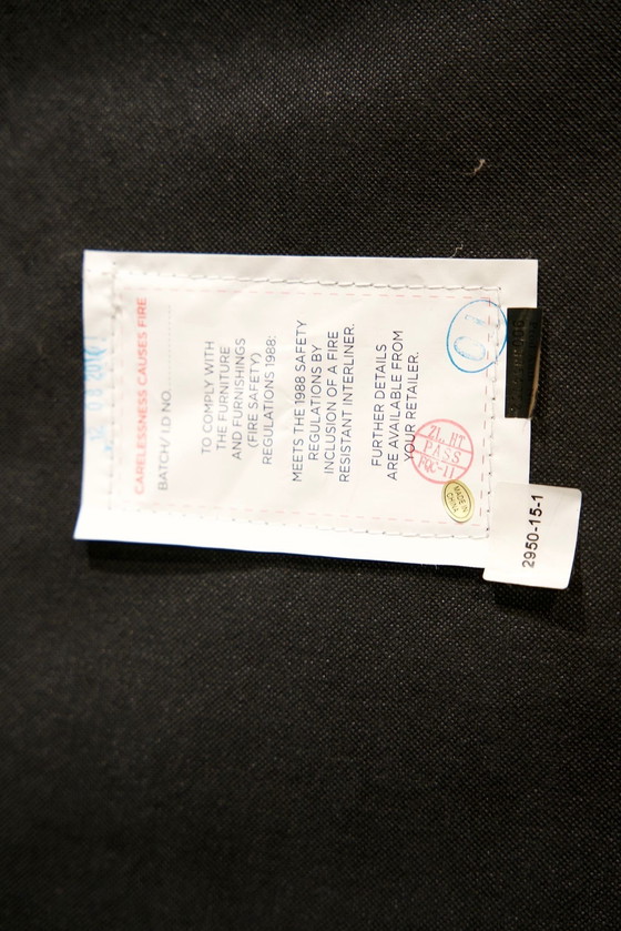 Image 1 of Nuova poltrona originale Timothy Oulton