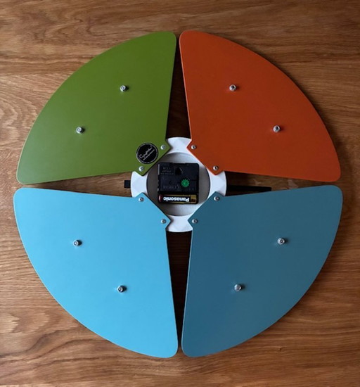 Horloge à pétales Vitra édition limitée