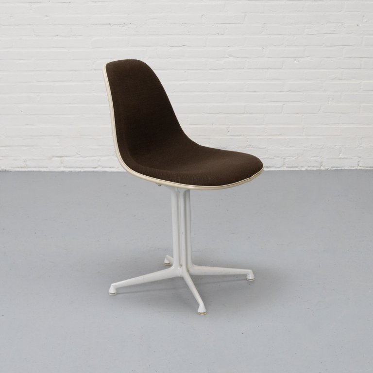 Eames La Fonda Chair Herman Miller '70s | €420 | Whoppah