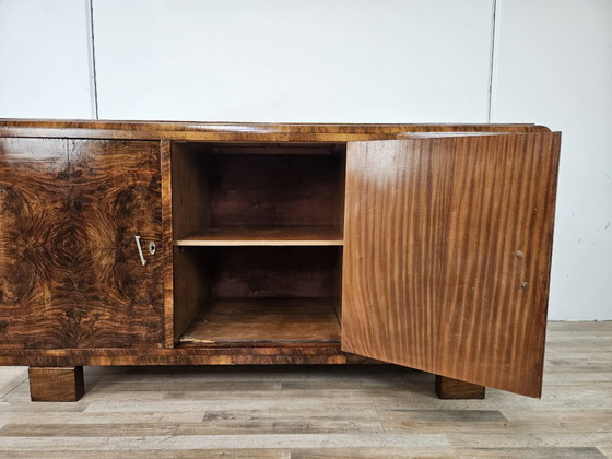 Buffet bas Art Déco en noyer à trois portes, années 1940 – Bois, Klassiek (photo 18 of 27)