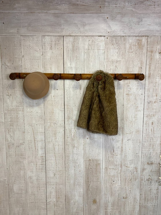 Image 1 of Antiguo perchero de bistró