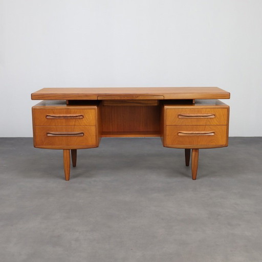 Victor Wilkins for G Plan. Mid-Century Modern Teak Desk, 1960s