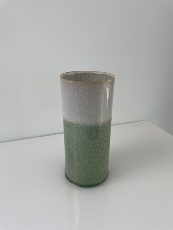 Image 1 of Vaso in ceramica fatto a mano nei colori grigio e verde mare