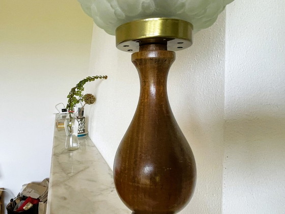 Image 1 of Lámpara de sobremesa alta de madera con pantalla de vidrio esmerilado Bubble Glass