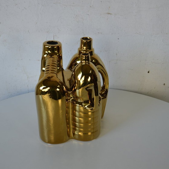 Image 1 of 1x bottle golden vase
