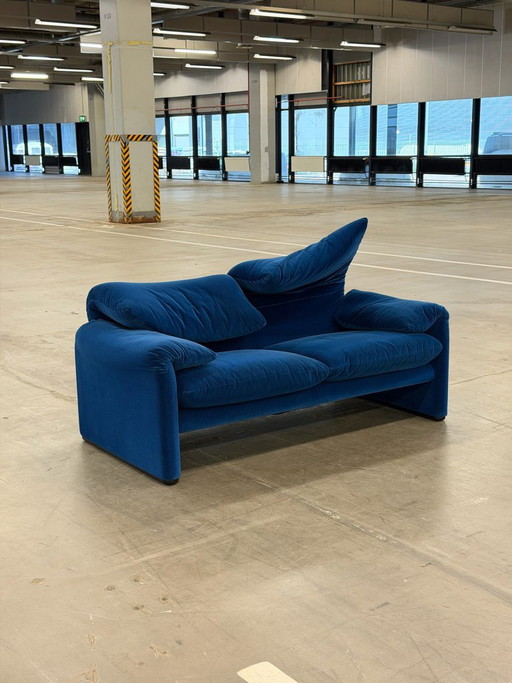 Cassina Maralunga 2-Sitzer-Sofa | Blau | Vintage – hoekbanken, Textile (photo 2 of 11)