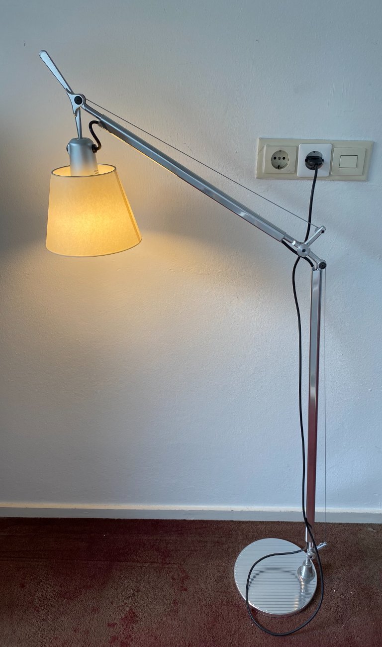 Artemide Tolomeo Basculante Terra Reading Floor Lamp | €650 | Whoppah