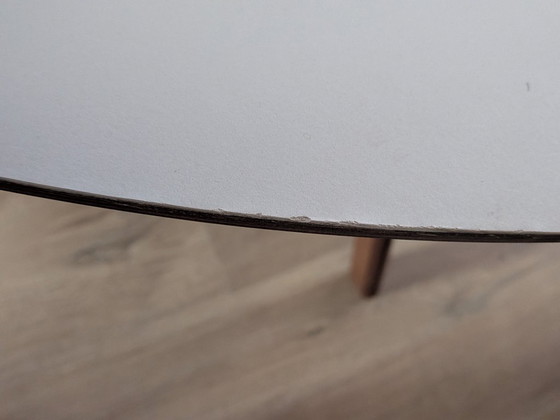 HAY - Copenhague CPH25 Round Table Ø 140cm Walnut – Dining tables, Wood (photo 5 of 6)