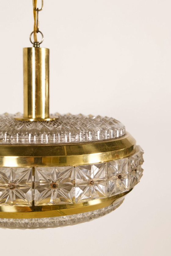 Image 1 of Lampada a sospensione Vitrika 'Prizmpendel' in ottone e vetro pressato