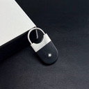 Un llavero Montblanc completamente nuevo.