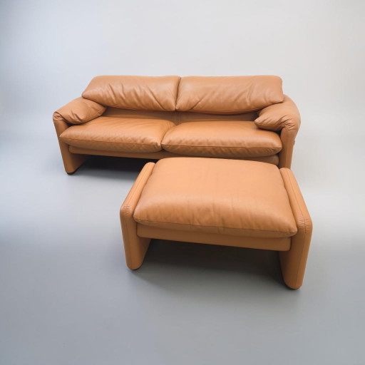 Canapé Cassina Maralunga avec pouf, canapé en cuir, pouf en cuir, cognac