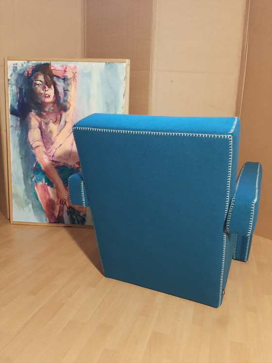 Image 1 of Cassina Utrecht 637, nueva, nunca usada, en tela de lana azul petróleo (serie 13L), costuras de caballo