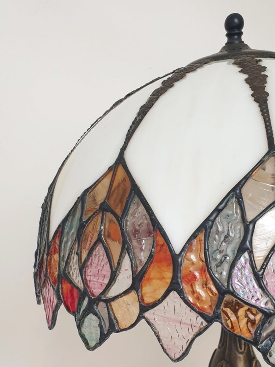 Image 1 of Large (52cm) Tiffany Stained Glass Table Lamp Peacock Feathers