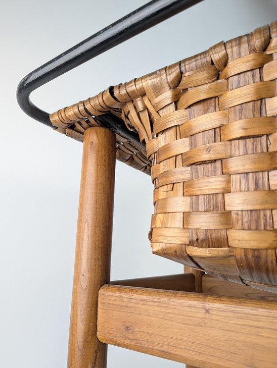 Image 1 of Silla Artesana de Castaño Tejido de Longinos, Premio Nacional de Artesanía, España años 80