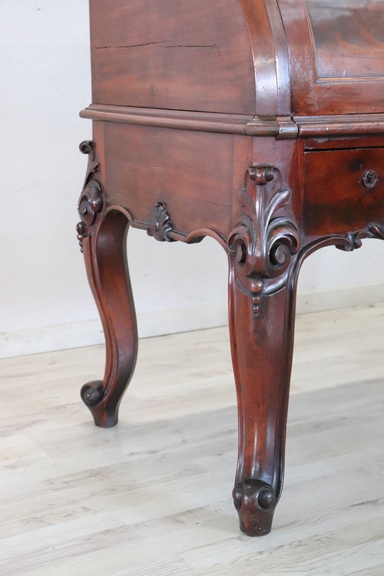 Image 1 of Antiker Rollschreibtisch in Nussbaum, Italien 19.