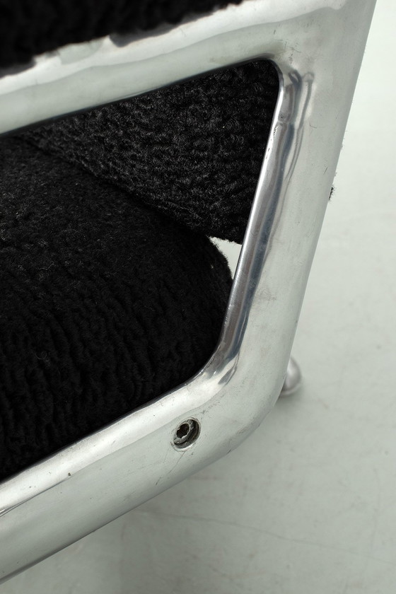 Image 1 of Fauteuil de hall vintage Eames Time Life