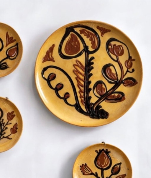 Großer dekorativer abstrakter Vintage-Teller aus Terrakotta